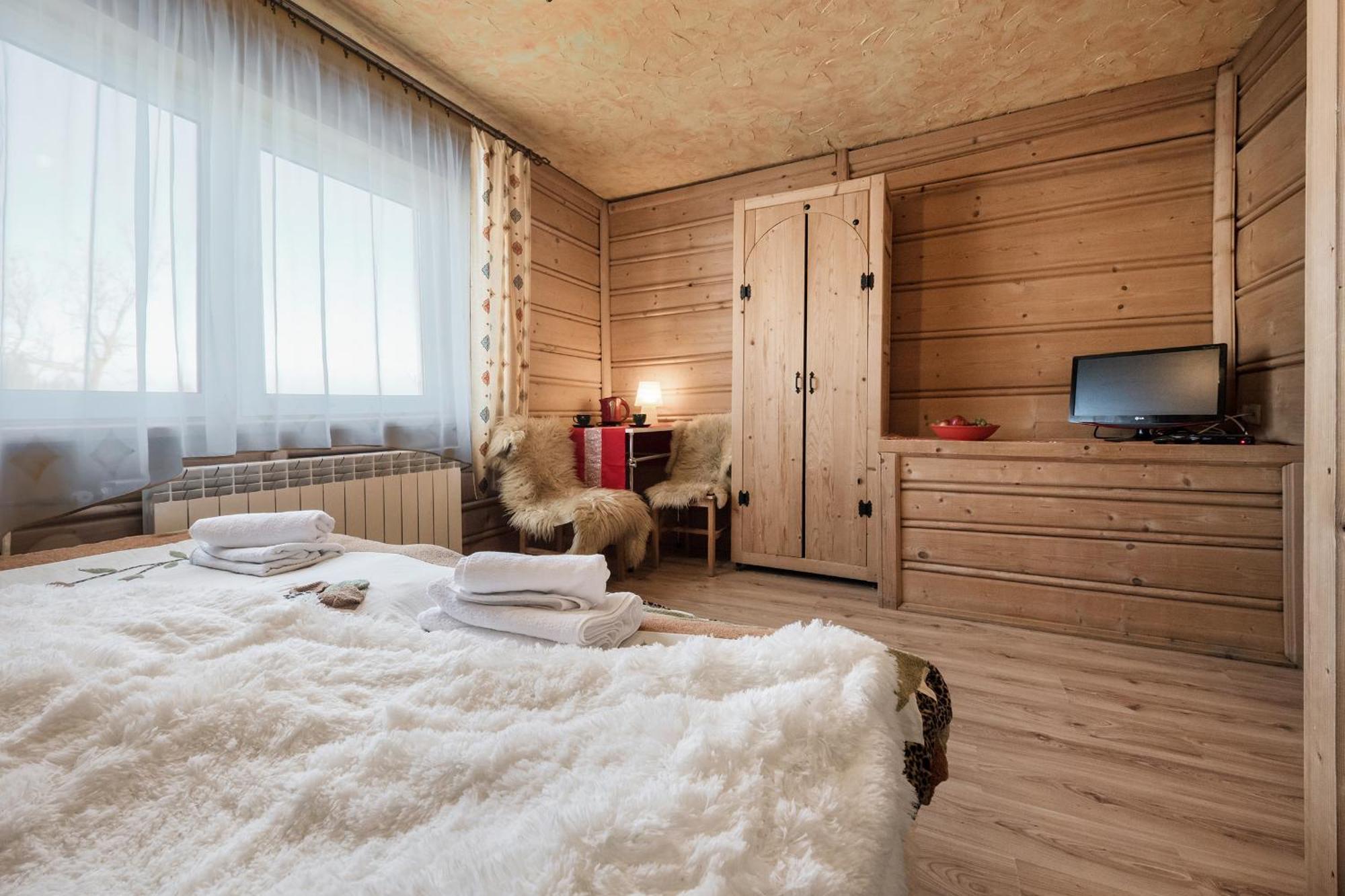Grota Zbojnicka Apartament I Pokoje Гличарув Экстерьер фото