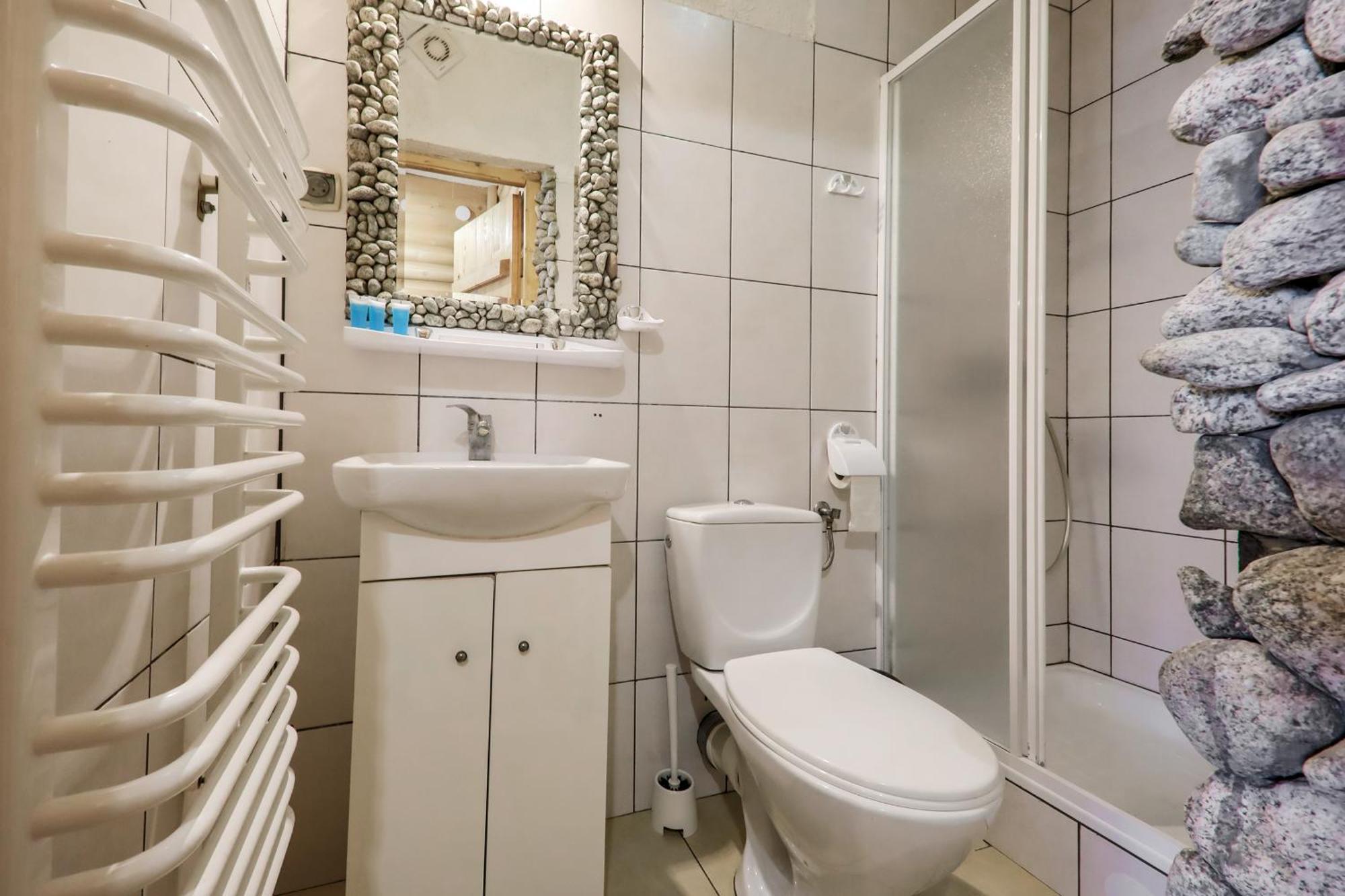 Grota Zbojnicka Apartament I Pokoje Гличарув Экстерьер фото