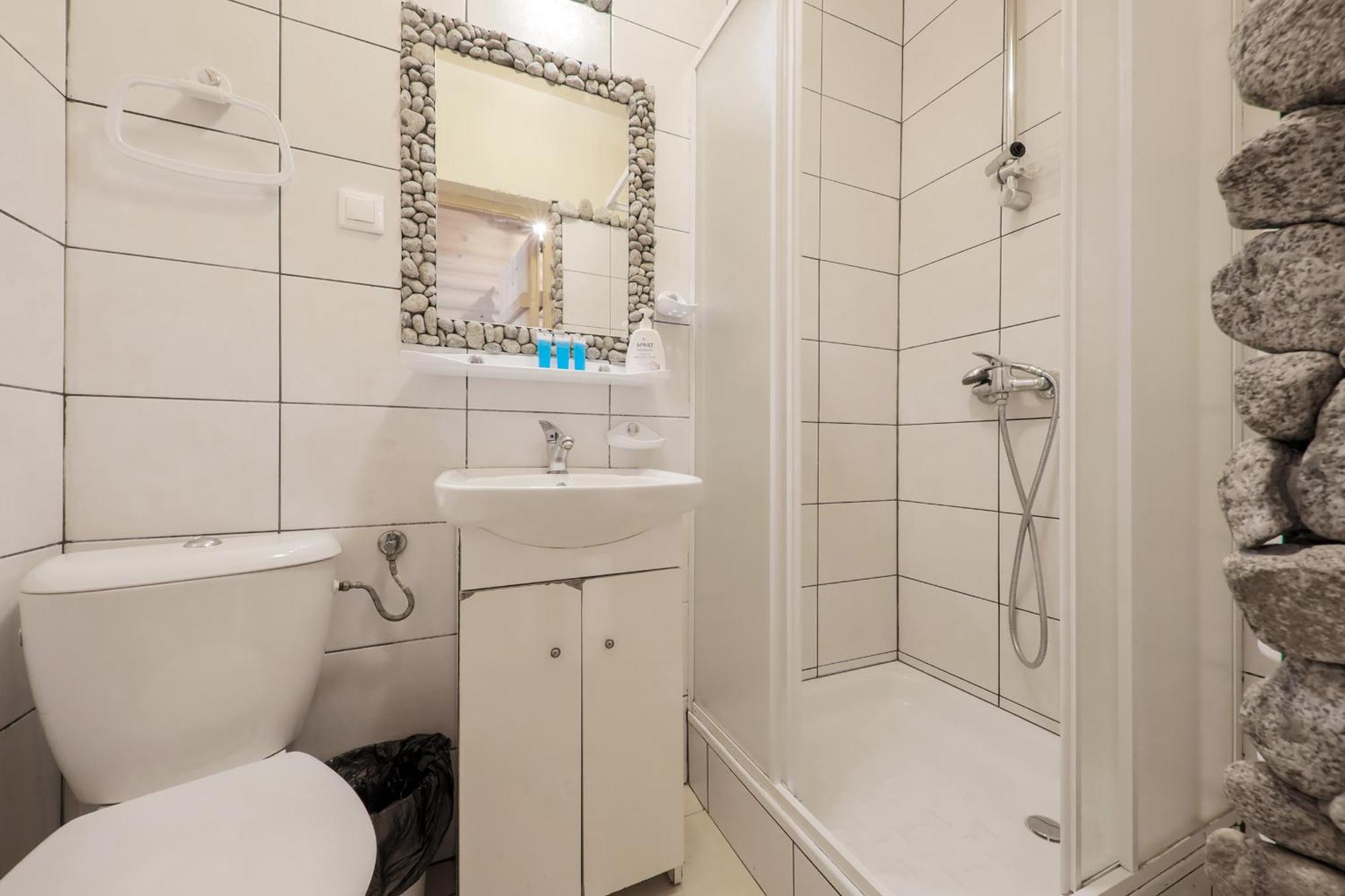 Grota Zbojnicka Apartament I Pokoje Гличарув Экстерьер фото