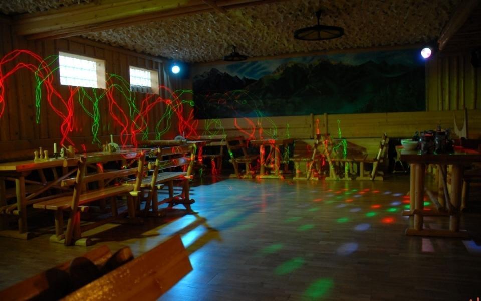 Grota Zbojnicka Apartament I Pokoje Гличарув Экстерьер фото